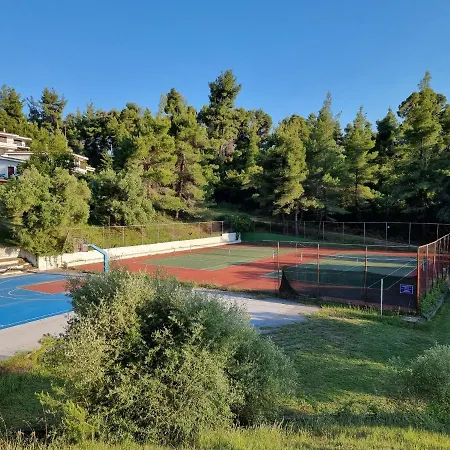 Villa Beachfront Villa - 100M To Beach - Sleeps 10 Siviri