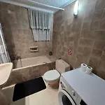别墅 Beachfront - 100m To - Sleeps 10 希维利