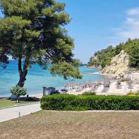 Villa Beachfront 100m From Sea For Up To 10 Guests *