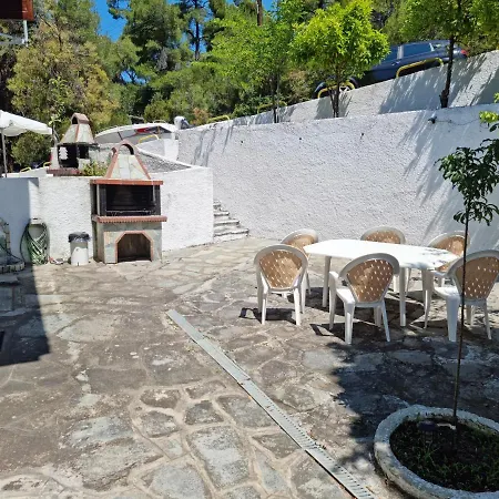 Beachfront 100m From Sea For Up To 10 Guests *
